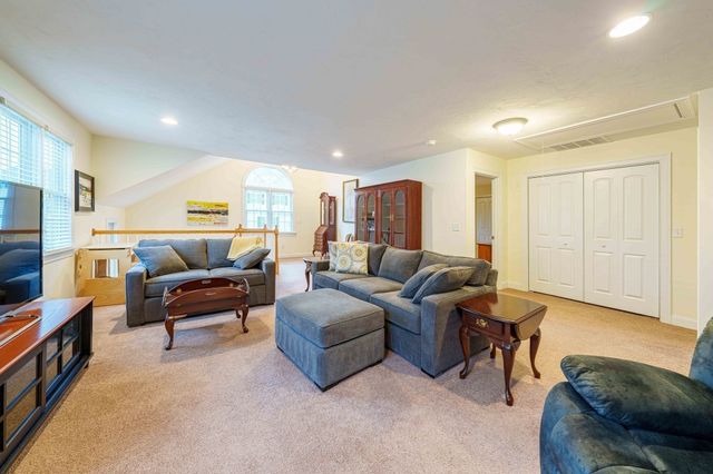 24 Jasmine Drive 24, West Boylston, MA 01583