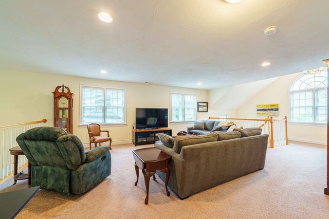 24 Jasmine Drive 24, West Boylston, MA 01583