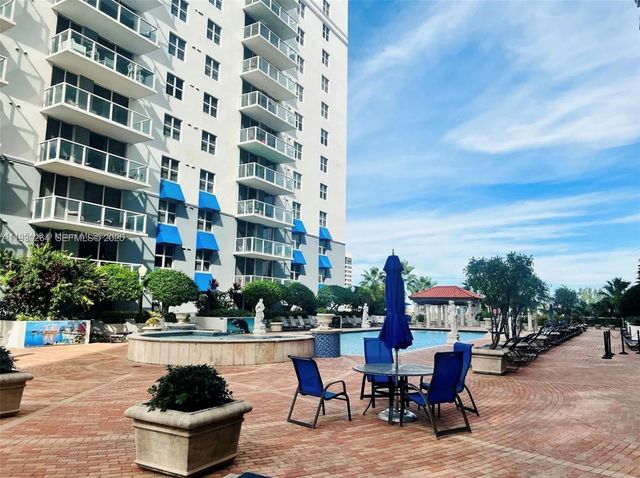 5077 NW 7th St 416, Miami, FL 33126