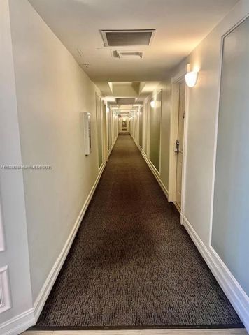 5077 NW 7th St 416, Miami, FL 33126