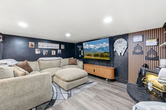2323 N 720 W, Clinton, UT 84015