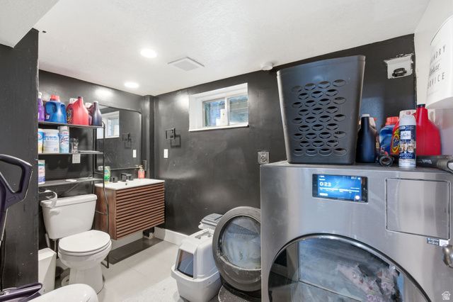 2323 N 720 W, Clinton, UT 84015