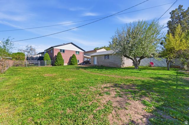 2323 N 720 W, Clinton, UT 84015