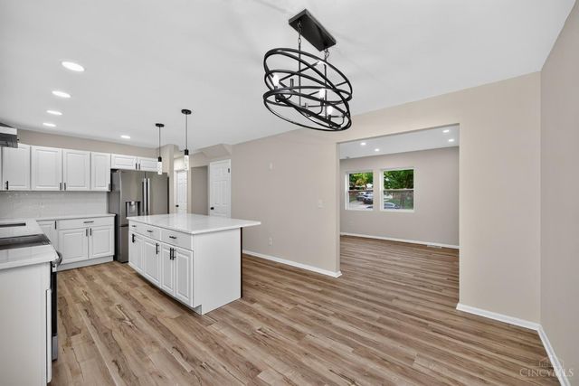 932 Glasgow Drive, Forest Park, OH 45240