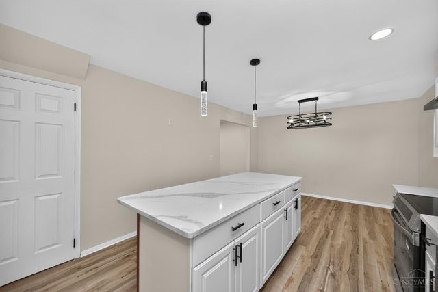 932 Glasgow Drive, Forest Park, OH 45240