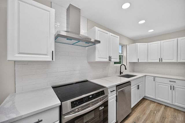 932 Glasgow Drive, Forest Park, OH 45240