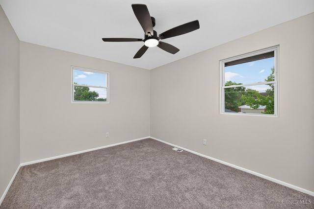 932 Glasgow Drive, Forest Park, OH 45240