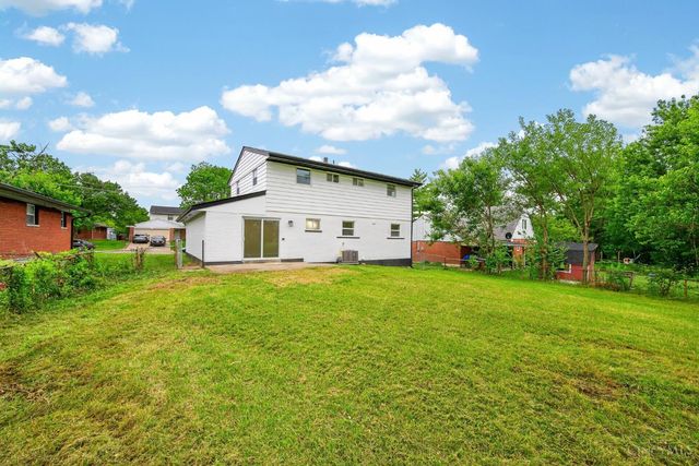 932 Glasgow Drive, Forest Park, OH 45240