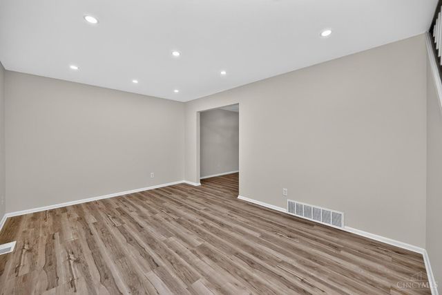 932 Glasgow Drive, Forest Park, OH 45240