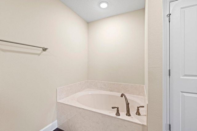 2784 Keats Drive, Crestview, FL 32539