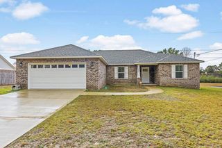 2784 Keats Drive, Crestview, FL 32539