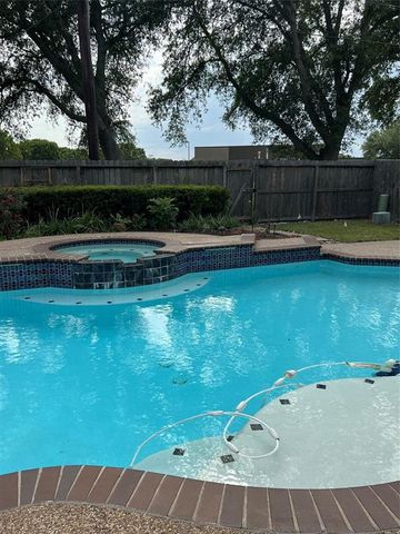 4326 Holly Terrace Court, Pasadena, TX 77505