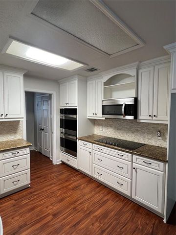 4326 Holly Terrace Court, Pasadena, TX 77505