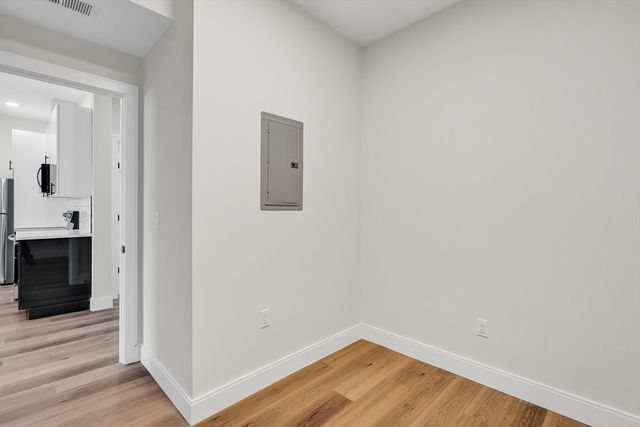 63 Belgrade Ave 404, Boston, MA 02131