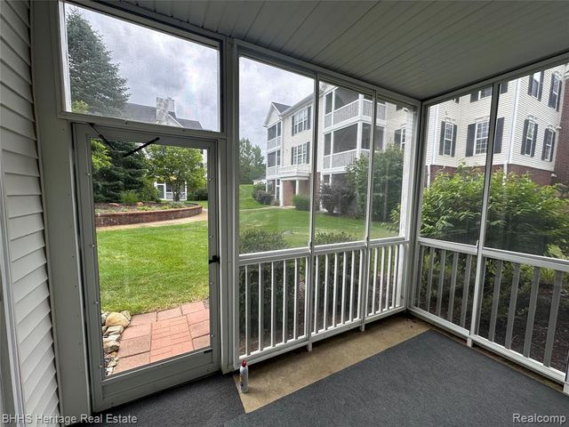 1929 Coventry Road, Jackson, MI 49201