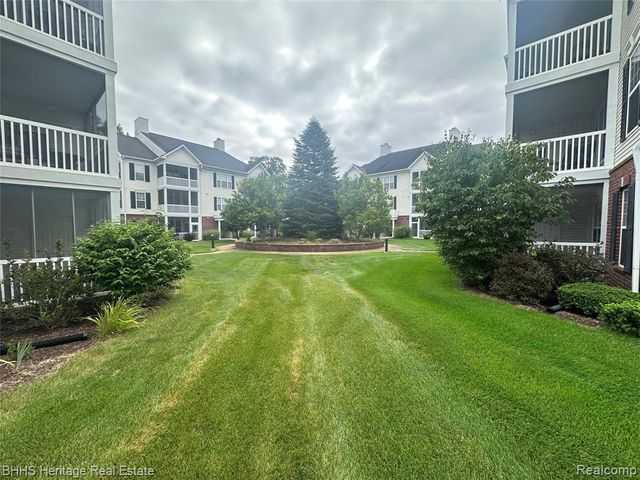 1929 Coventry Road, Jackson, MI 49201