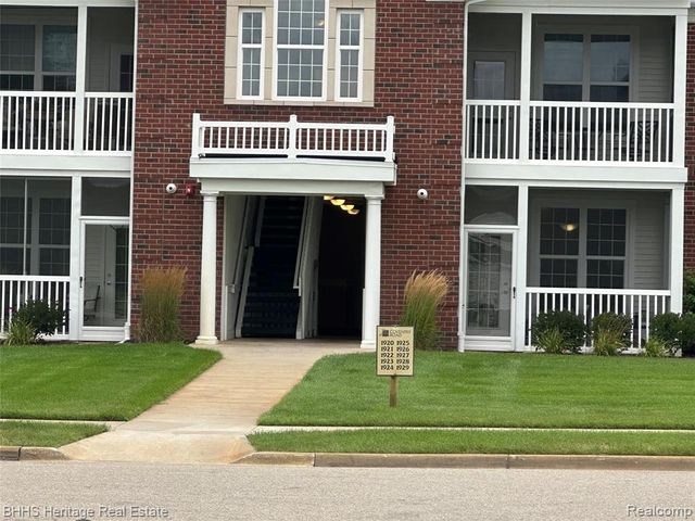 1929 Coventry Road, Jackson, MI 49201