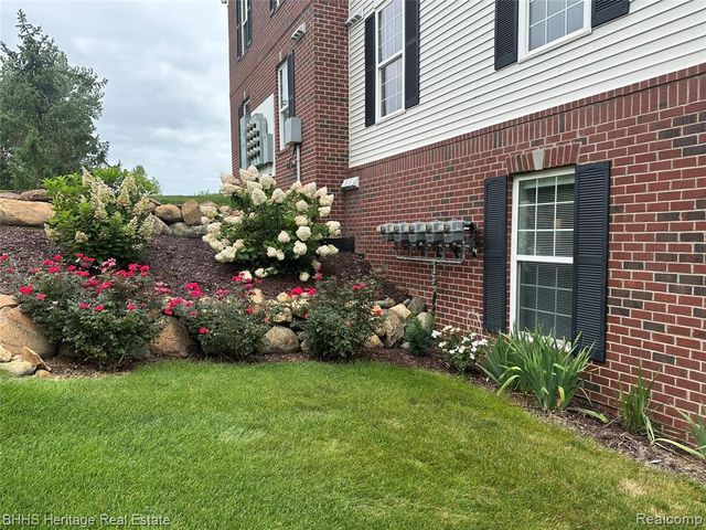 1929 Coventry Road, Jackson, MI 49201