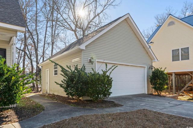 409 Knoll Ct., Myrtle Beach, SC 29588
