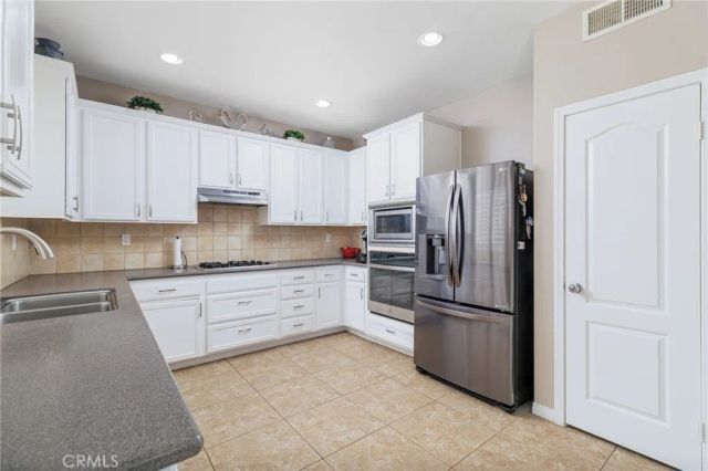 7579 Isla, Hemet, CA 92545