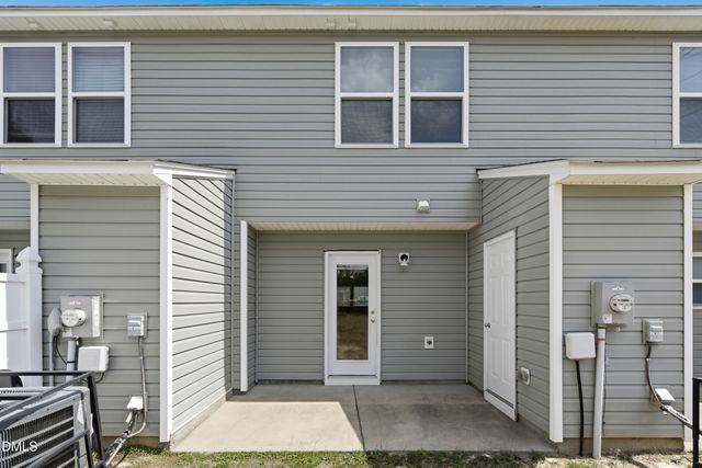 508 Directive Drive, Hope Mills, NC 28348