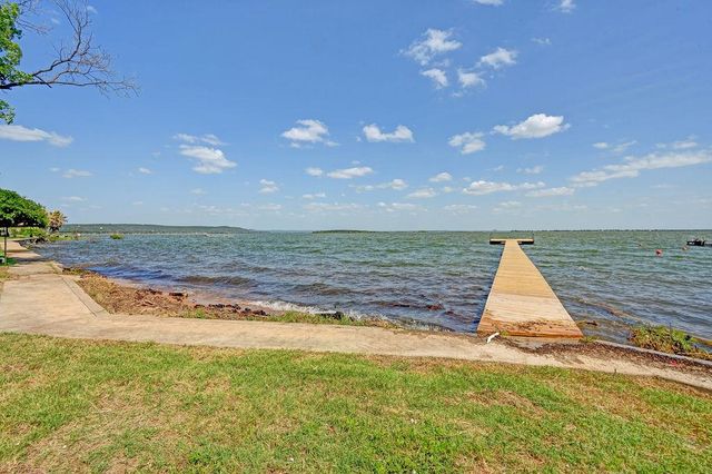 819 Lakeshore LOOP, Tow, TX 78672