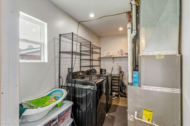 9604 Shoshone Way, Louisville, KY 40258