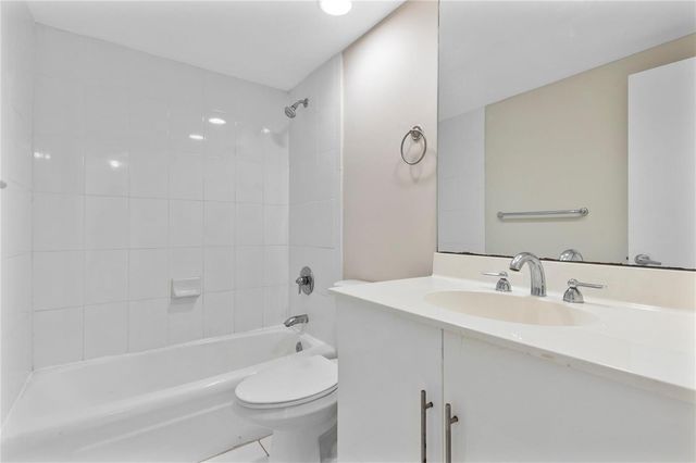 3001 S Ocean Drive 333, Hollywood, FL 33019
