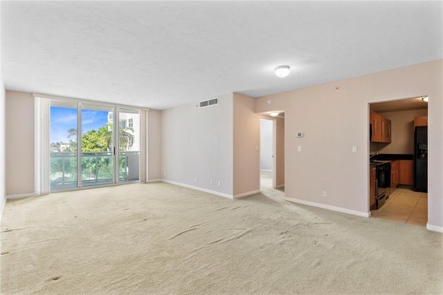 3001 S Ocean Drive 333, Hollywood, FL 33019