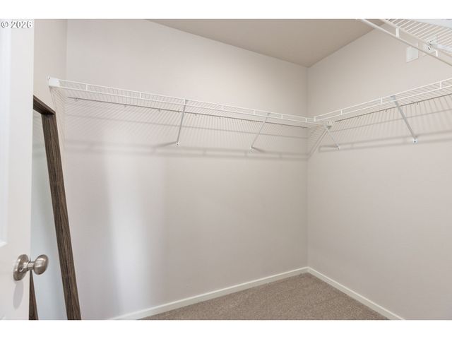 520 STUBB Rd, Woodburn, OR 97071