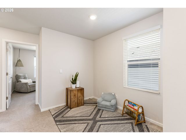 520 STUBB Rd, Woodburn, OR 97071