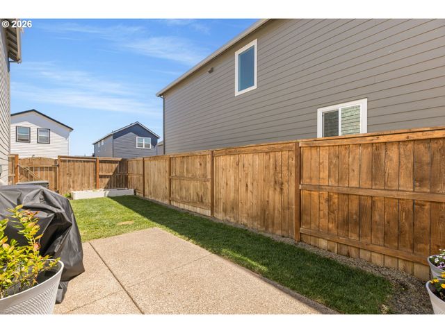 520 STUBB Rd, Woodburn, OR 97071