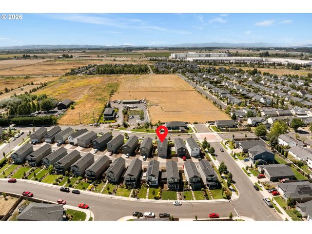 520 STUBB Rd, Woodburn, OR 97071