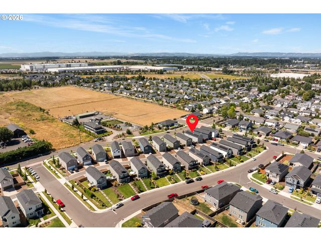 520 STUBB Rd, Woodburn, OR 97071