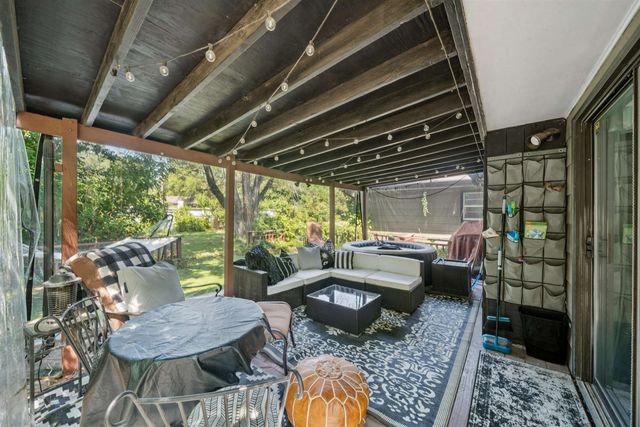 341 N Colonial Pl, Wichita, KS 67206