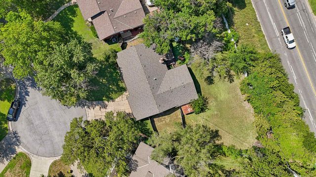 341 N Colonial Pl, Wichita, KS 67206