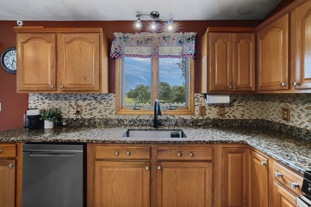 52 Family Dr, Fall River, MA 02721