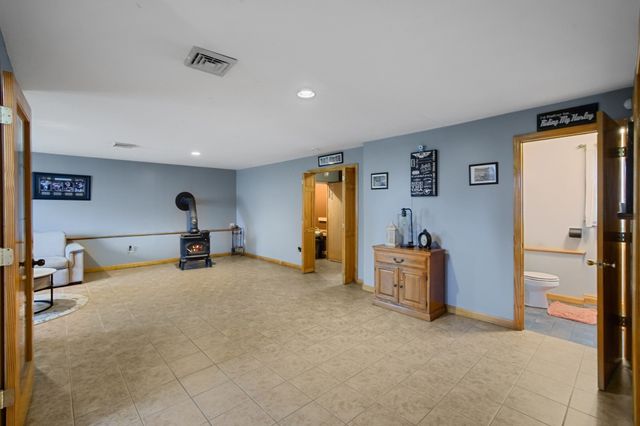 52 Family Dr, Fall River, MA 02721