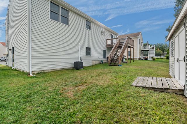 52 Family Dr, Fall River, MA 02721