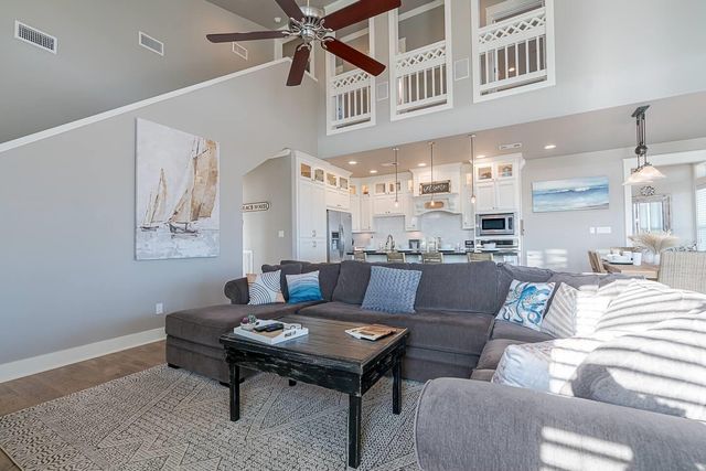 2139 Gulf, Crystal Beach, TX 77650