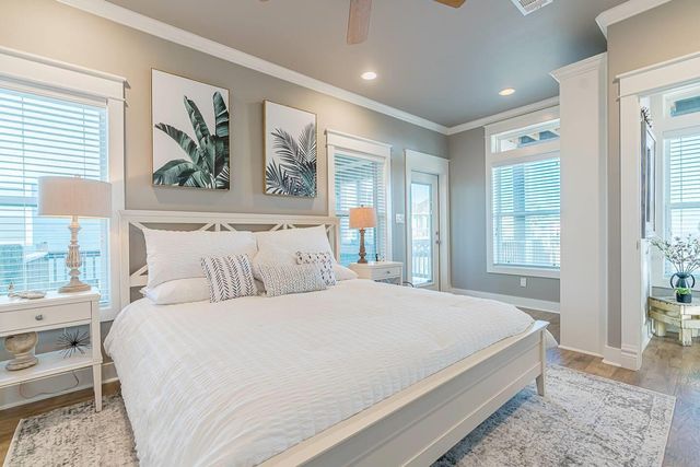 2139 Gulf, Crystal Beach, TX 77650