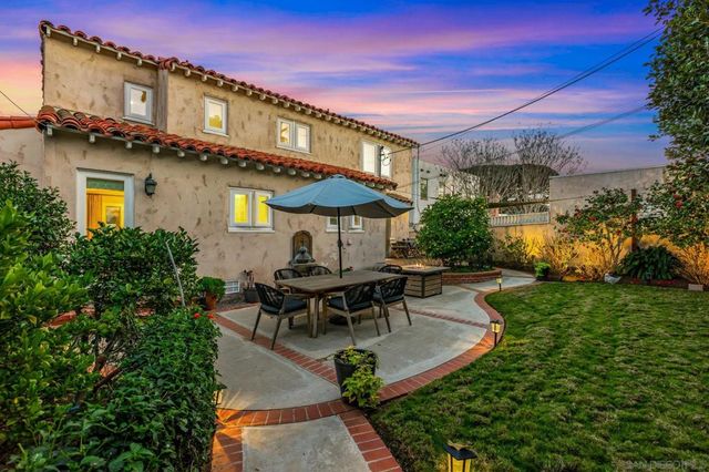 3647 Hyacinth Dr, San Diego, CA 92106