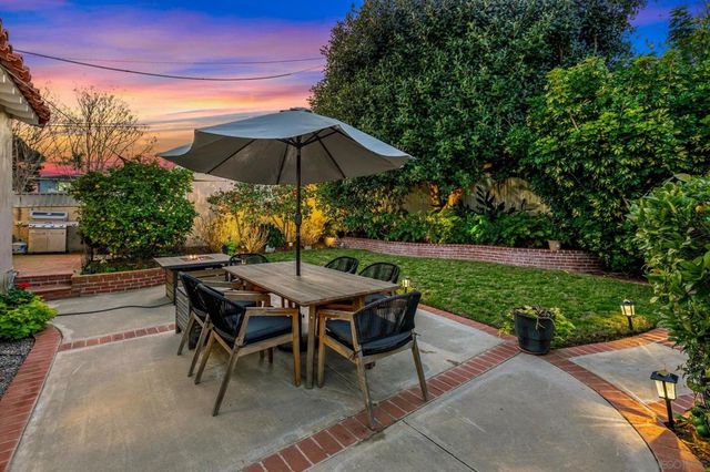 3647 Hyacinth Dr, San Diego, CA 92106