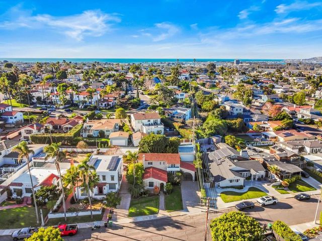 3647 Hyacinth Dr, San Diego, CA 92106