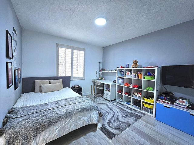 1811 Eagle Trace Boulevard W, Coral Springs, FL 33071
