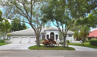 1811 Eagle Trace Boulevard W, Coral Springs, FL 33071