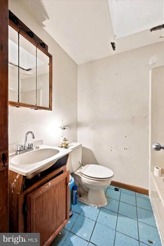 146 ERVIN AVE, Linwood, PA 19061