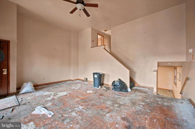 146 ERVIN AVE, Linwood, PA 19061
