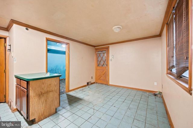 146 ERVIN AVE, Linwood, PA 19061