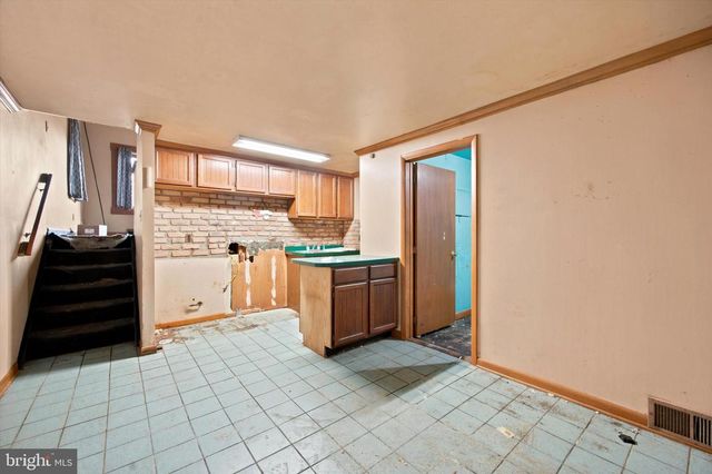 146 ERVIN AVE, Linwood, PA 19061